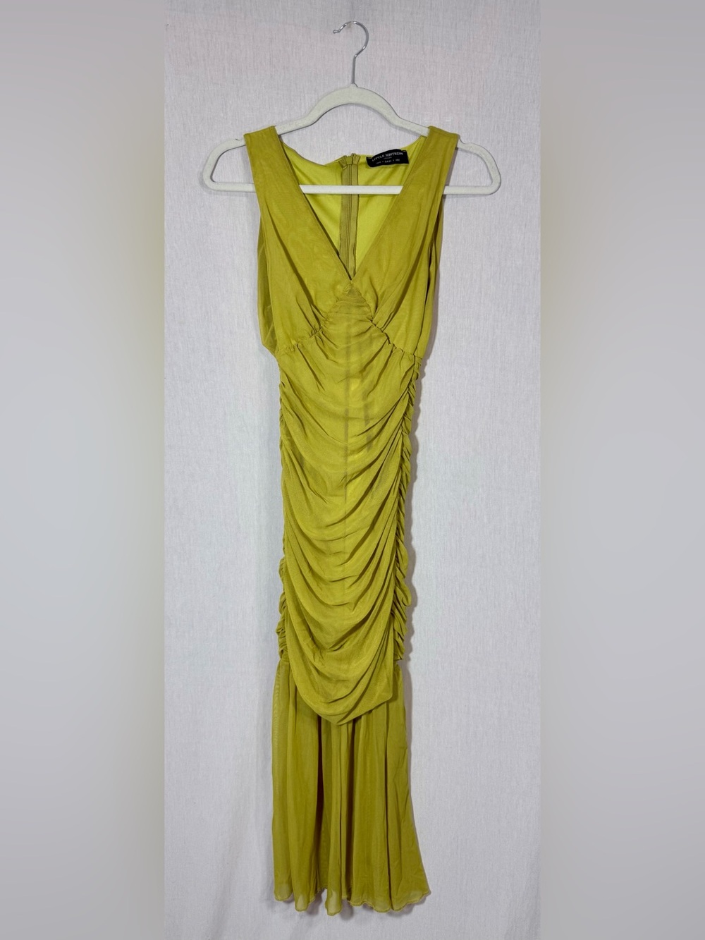 Little Mistress size 2 Sleeveless Ruched V-Neck bodycon Dress in Chartreuse